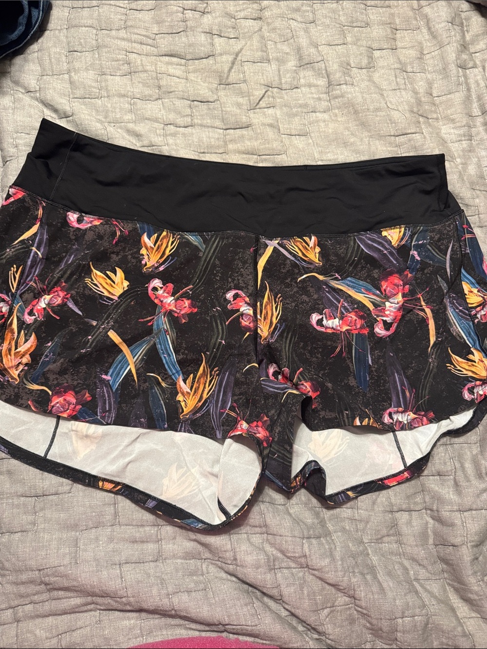 Lululemon Floral Activewear Women's Running Shorts size 20